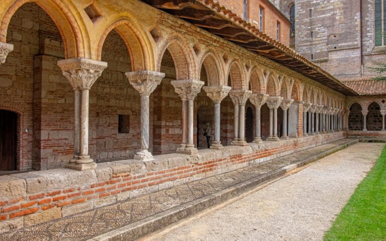 Le cloître roman de l'abbaye Saint-Pierre de Moissac